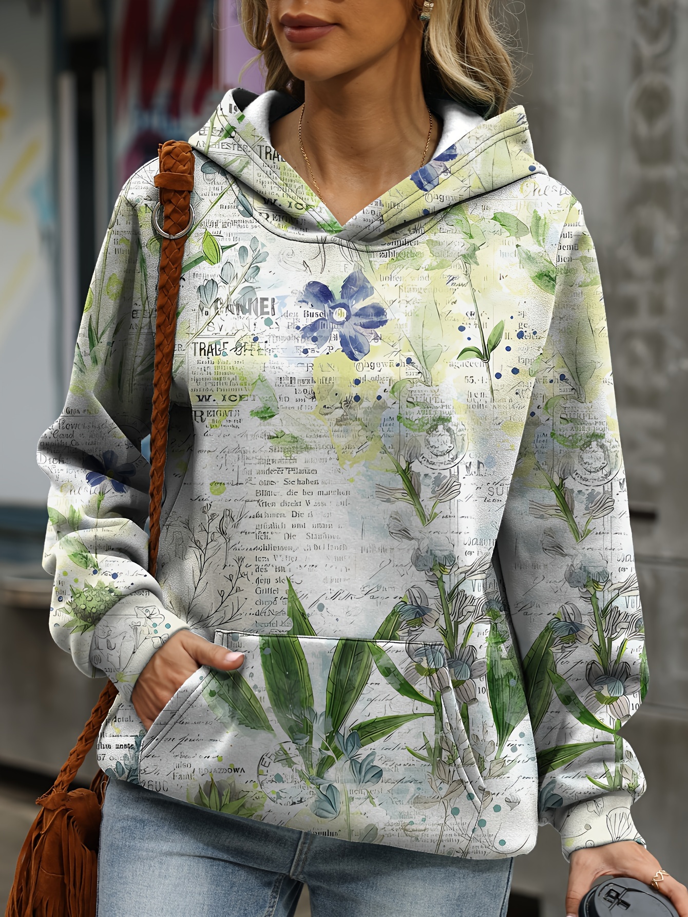 plus size floral print pocket hoodie casual long sleeve hoodies sweatshirt womens plus size clothing details 4