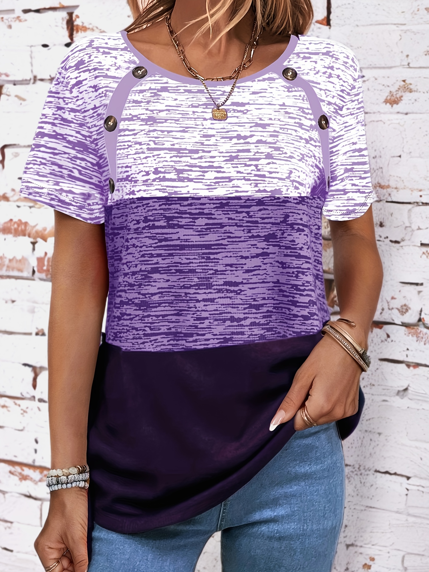 plus size colorblock button decor t shirt casual short sleeve top for spring summer womens plus size clothing details 2